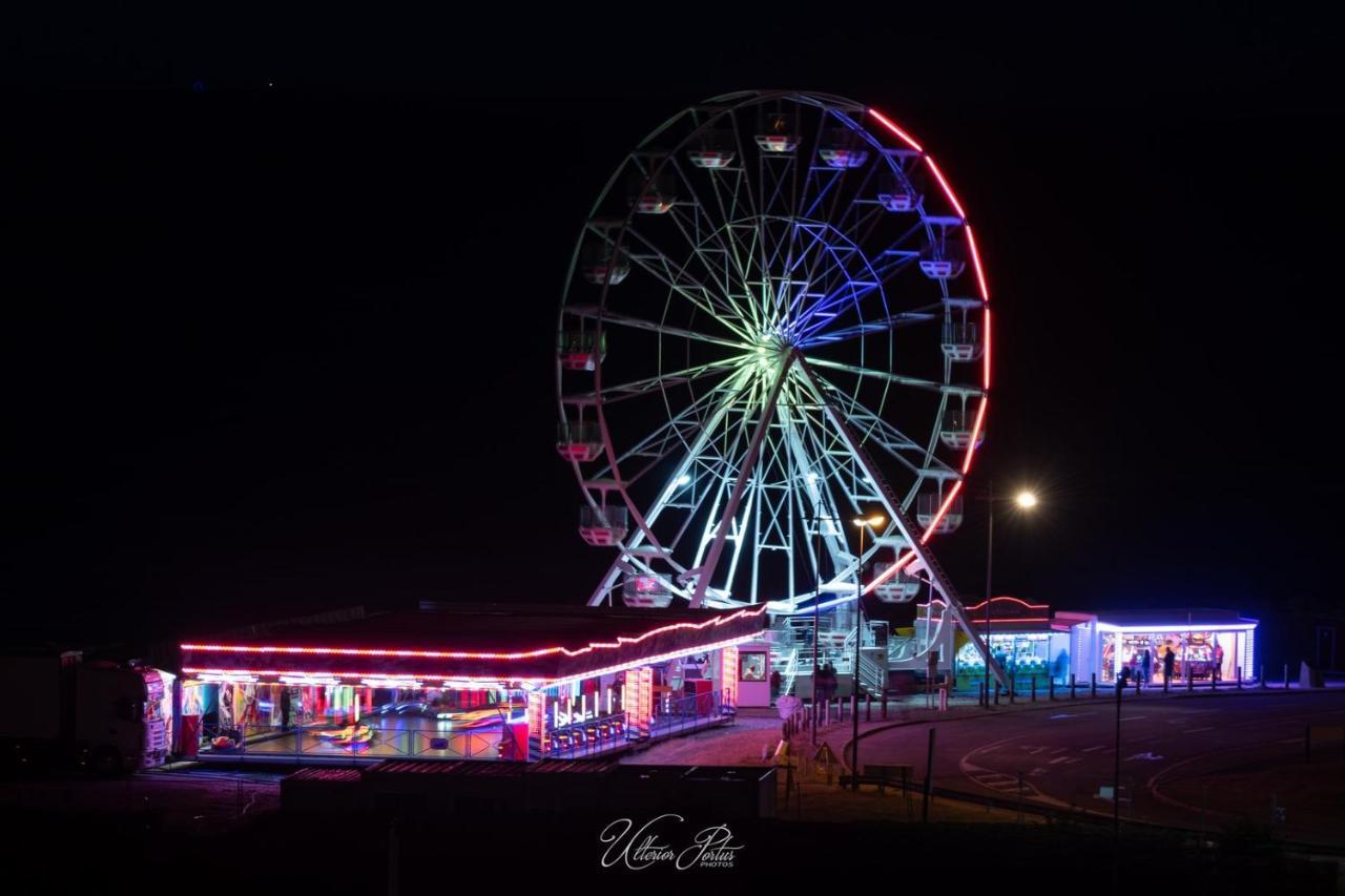 Idealement Situe "Le Studio" Les Locations Isahora Sont Aussi A 2 Pas Du Chateau D'Eu, Des Falaises Du Treport, De Mers Les Bains Et Aux Portes De La Baie De Somme Eu (Seine-Maritime) Eksteriør billede